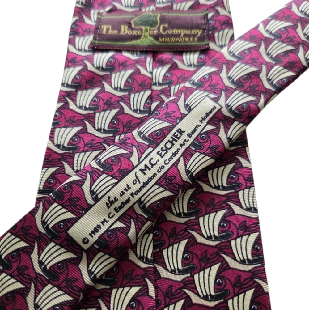 Boxtree Company 100% Silk Tie Fish Nautical Boats Made USA Novelty Burgundy Bold